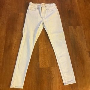 Light Blue Levis Comfortable Skinny Jeans